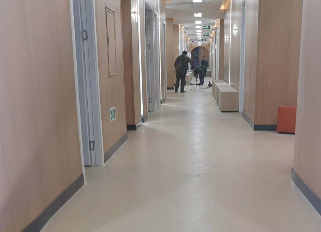 �ؑc���山�^ĳ�����tԺ