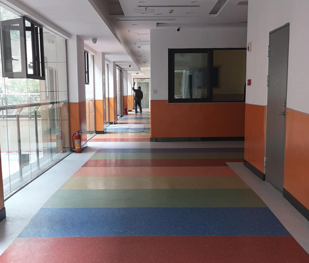 ��(l��)һ��(��i)���W(xu��)У